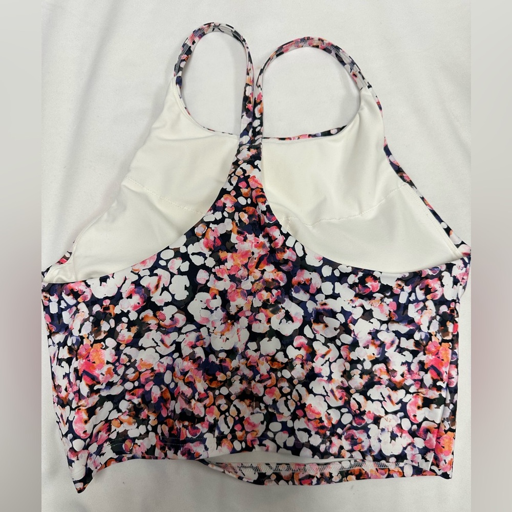 Old Navy PowerSoft tank - Picture 2 of 3